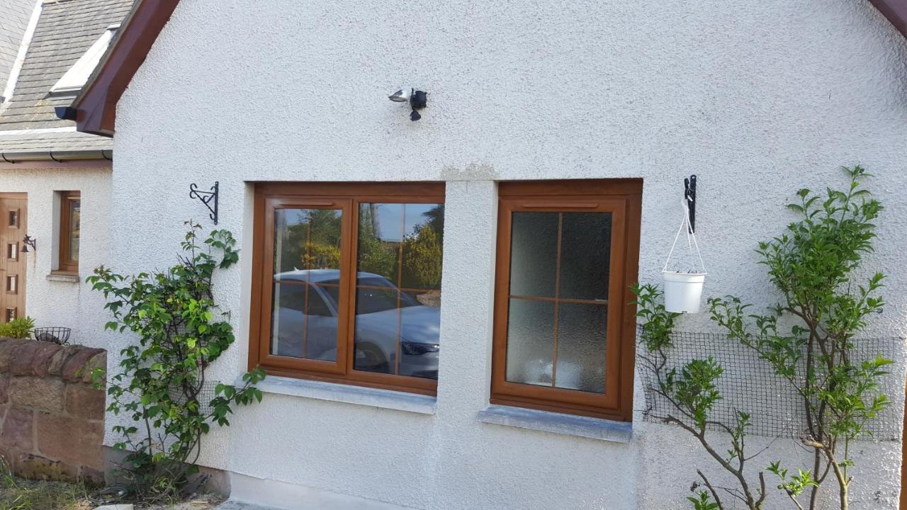 Canterra Cottage Tain Buitenkant foto